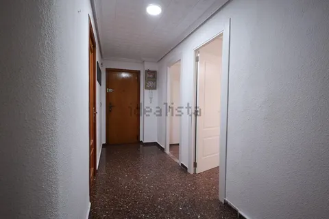Habitació de lloguer, Torrent