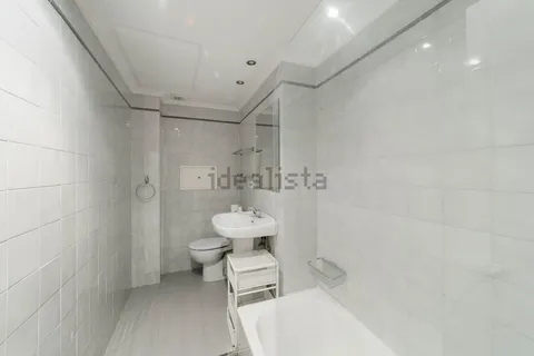 Pis de 80 m² a Pamplona