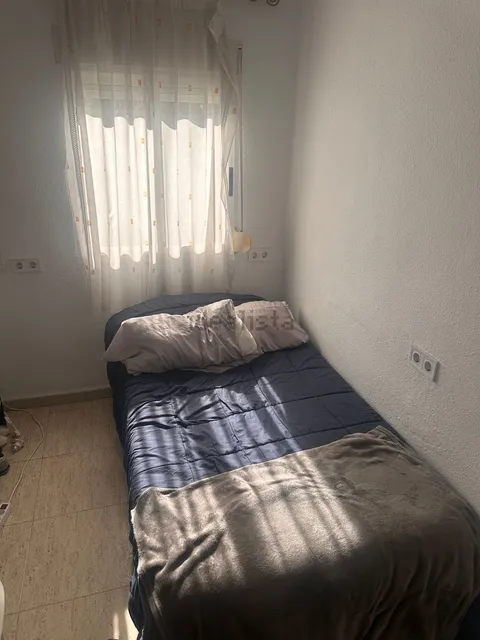 Habitació de lloguer, València (2/10)