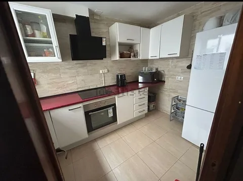 Habitació de lloguer, Almàssera