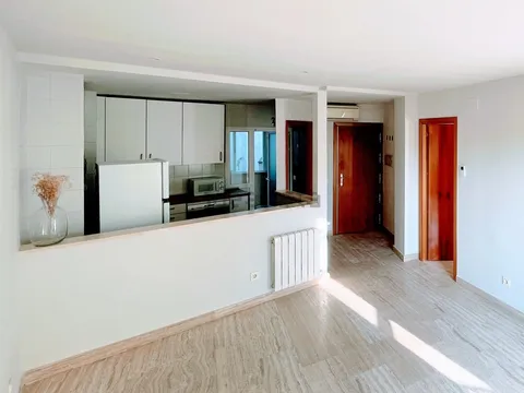 Wohnung 77 m² in Madrid