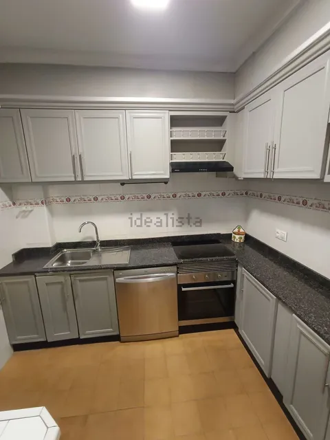 Flat 101 m² in Elda