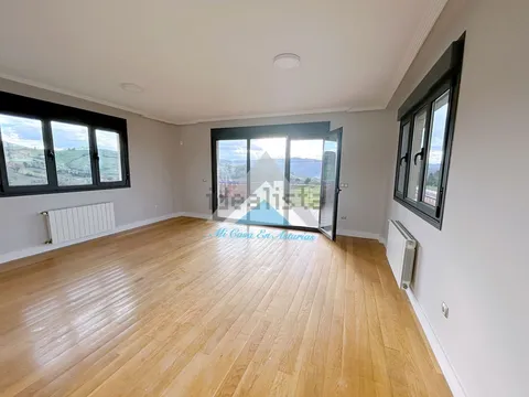 Casa 360 m² a Oviedo (4/70)