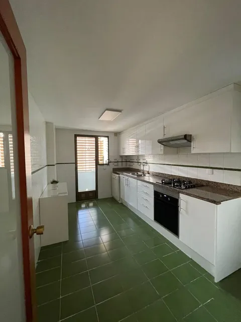 Wohnung 112 m² in Valencia