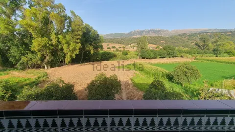 Appartement 88 m² à Cortes de la Frontera