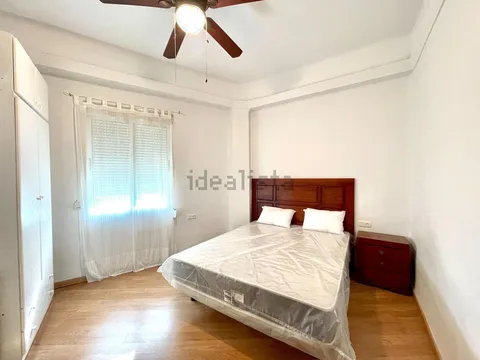 Wohnung 76 m² in Valencia