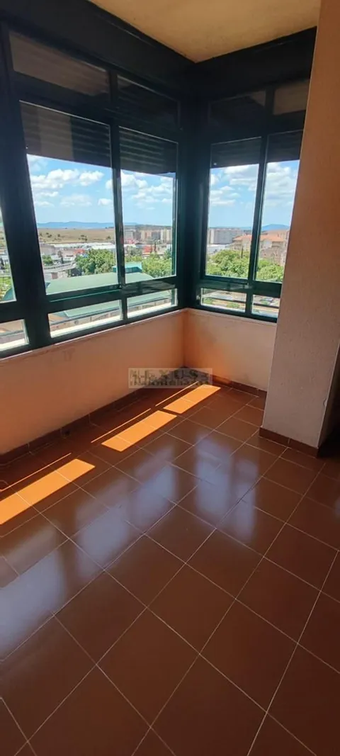 Appartamento 130 m² a Cáceres