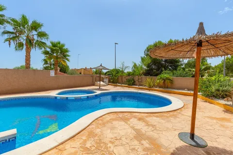 Maison 95 m² à Algorfa