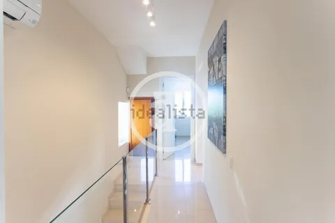 Haus 186 m² in Sant Cugat del Vallès