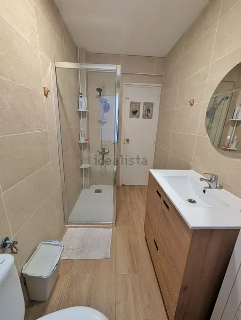 Habitació de lloguer, Madrid (2/6)