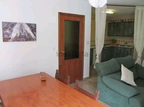 Flat 60 m² in Granada (2/8)