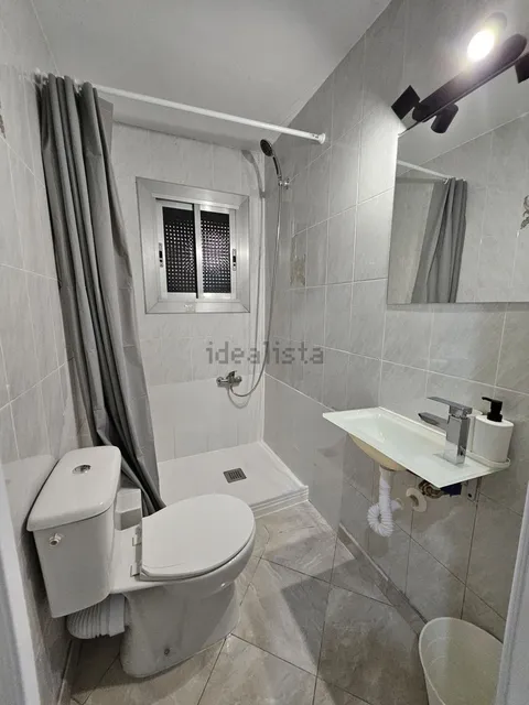 Habitació de lloguer, Canovelles (4/4)