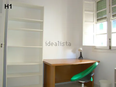Room for rent, Seville