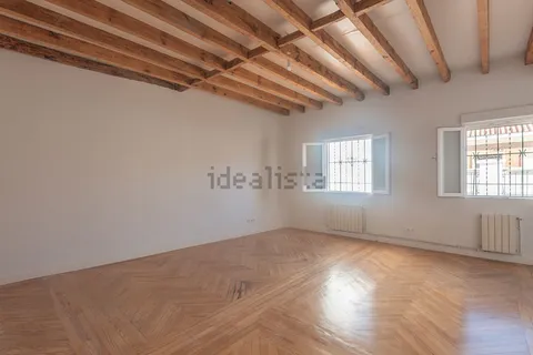 Flat 228 m² in Madrid (2/23)
