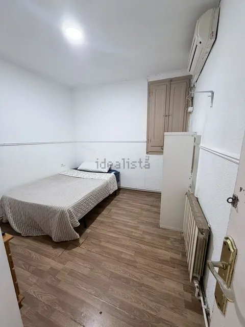 Room for rent, Barcelona