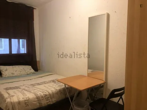 Stanza in affitto, Barcelona (2/12)
