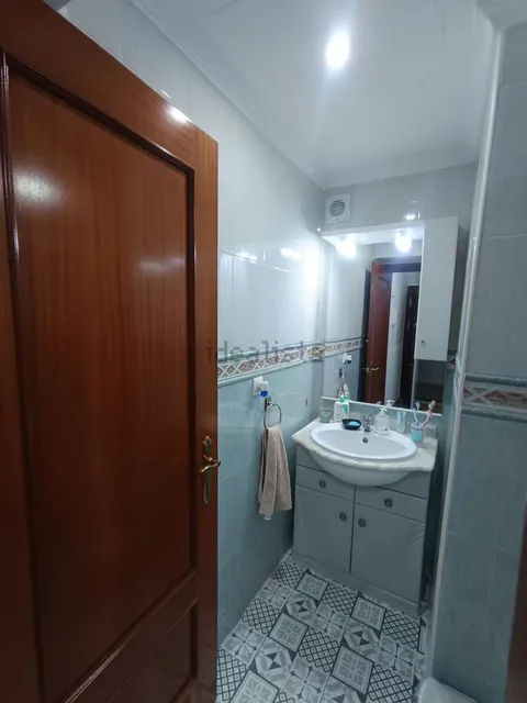 Room for rent, Seville
