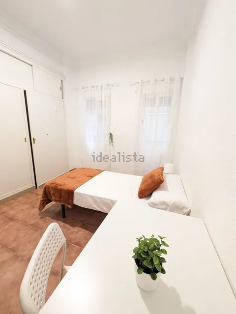Room for rent, Valencia (2/6)