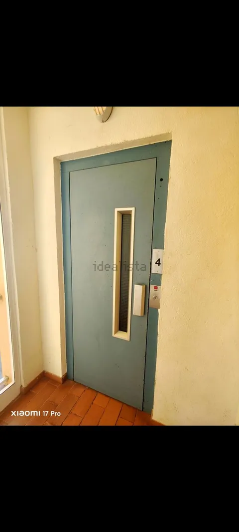 Habitació de lloguer, l'Escala