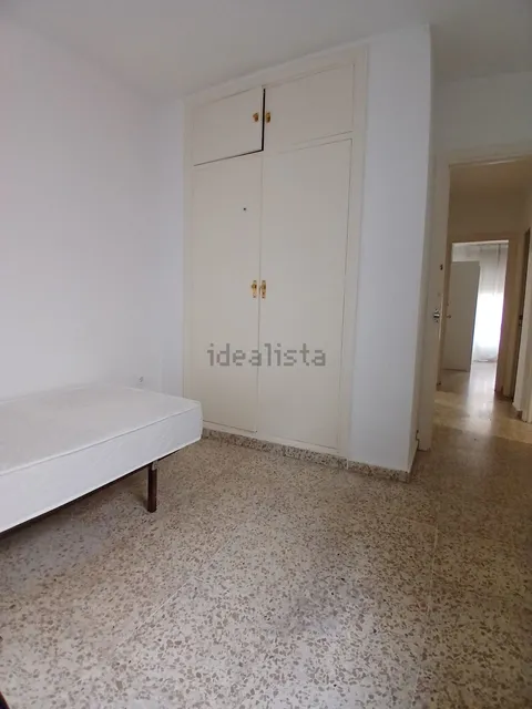 Habitació de lloguer, Algesires