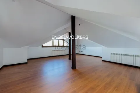 Casa 425 m² a Vigo