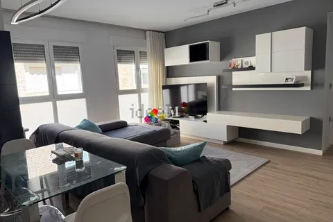 Piso de 100 m² en Los Montesinos (2/21)