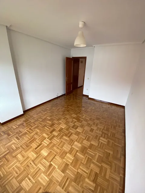 Pis de 103 m² a Avilés