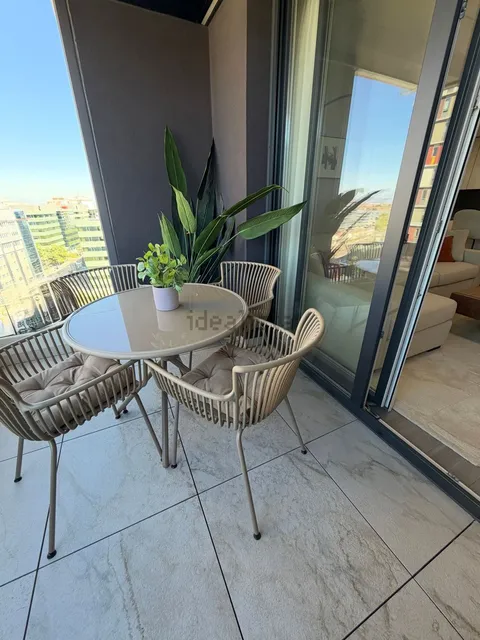 Wohnung 93 m² in Madrid
