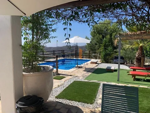 Appartamento 90 m² a Iznate (2/16)