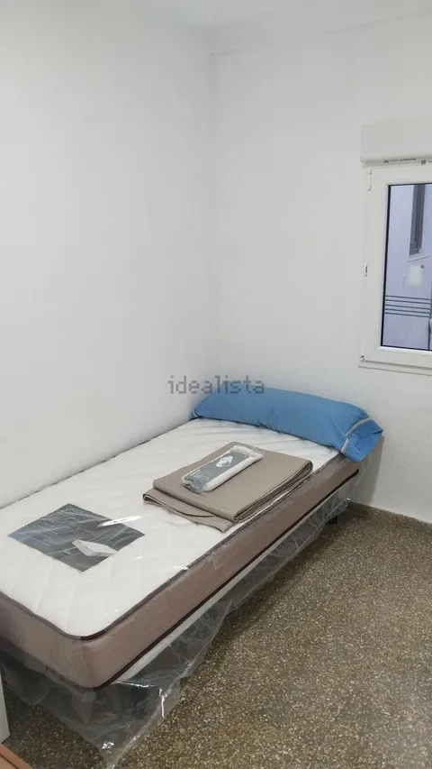 Room for rent, Benetússer