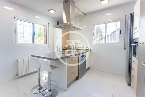 Haus 186 m² in Sant Cugat del Vallès