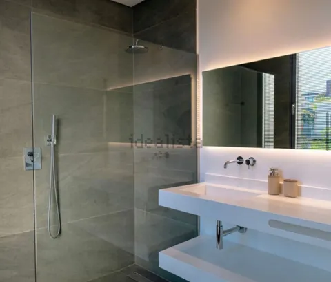 Casa 360 m² a Estepona
