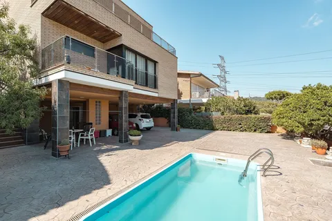 Casa de 228 m² a Sant Just Desvern