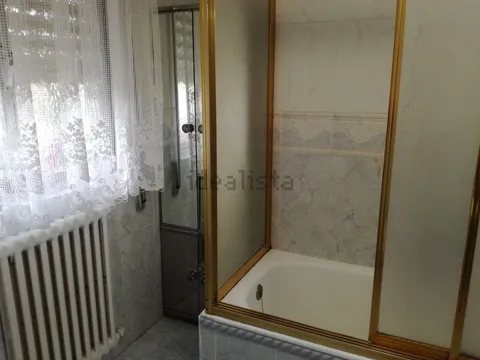 Habitació de lloguer, Lleó