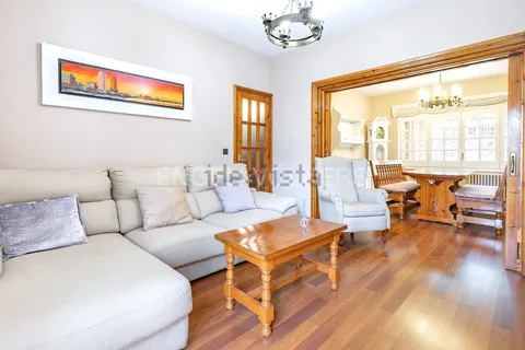 Будинок 262 м² у Sant Andreu de la Barca (4/59)