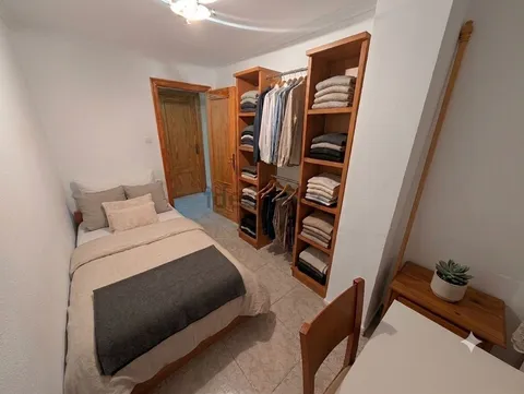 Habitació de lloguer, Asp (2/8)