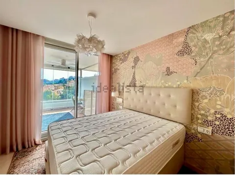 Flat 310 m² in Benahavís