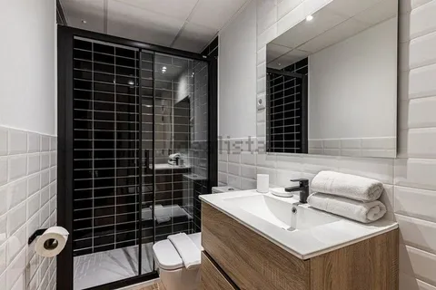 Room for rent, Eivissa