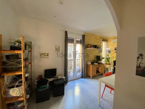 Flat 45 m² in Barcelona (2/25)