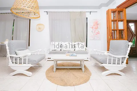 Habitació de lloguer, Santa Eulària des Riu