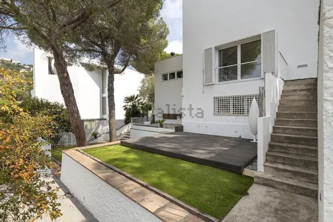 Casa de 443 m² en Barcelona (3/40)
