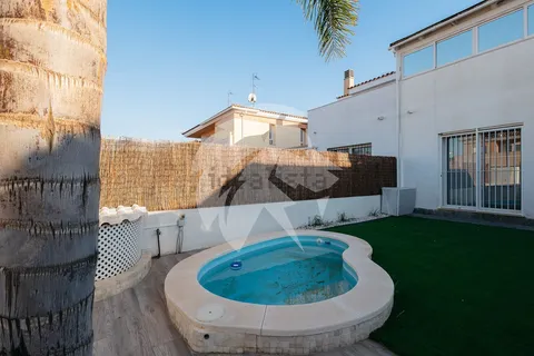 Haus 145 m² in la Pobla de Vallbona