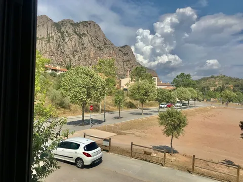 House 170 m² in Collbató