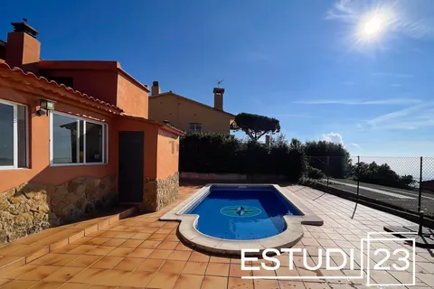 Maison 110 m² à Sant Iscle de Vallalta