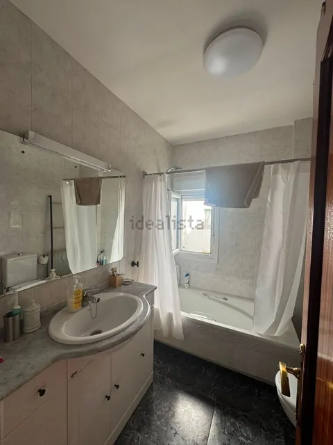 Zimmer zur Miete, Madrid (2/5)