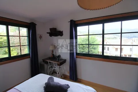 Maison 240 m² à Moaña