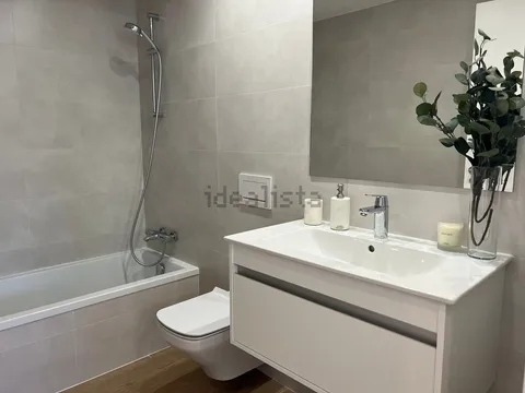 Pis de 135 m² a Pamplona