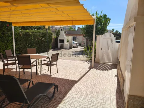 Casa de 80 m² a Oriola