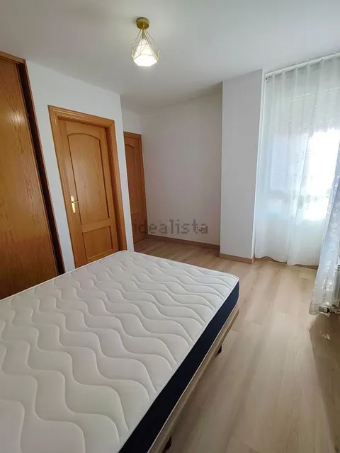 Chambre à louer, León
