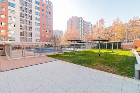 Wohnung 159 m² in Madrid